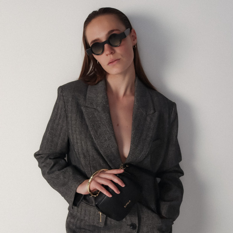 ALMALA AVALON | NERO Discount Store per i nuovi prodotti