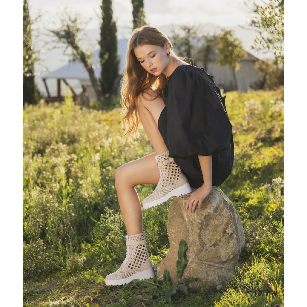 Amalfi by rangoni Stivaletto Bree beige Fino Al -60%